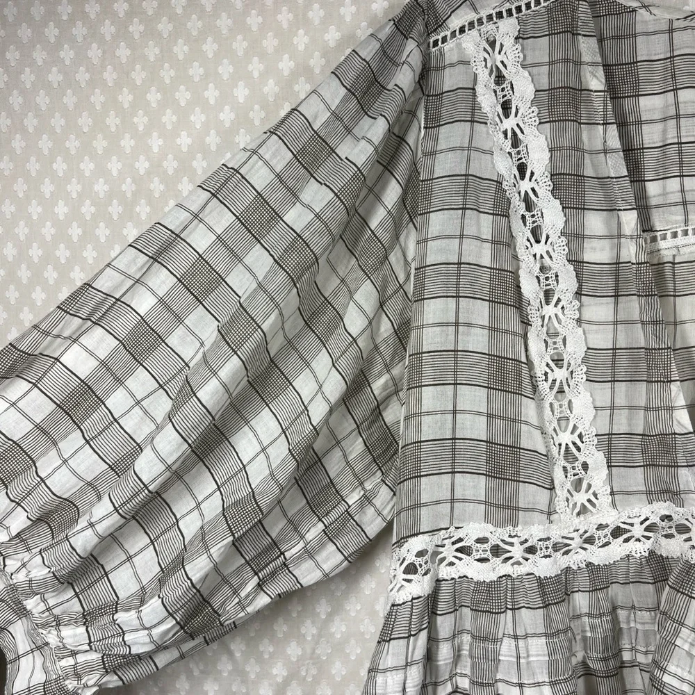 Free People White Grey‎ Plaid Time Out Eyelet Tiered Tunic Top